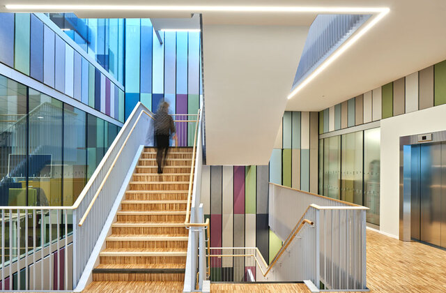 Atrium with mosaic of 1310 sound absorbers